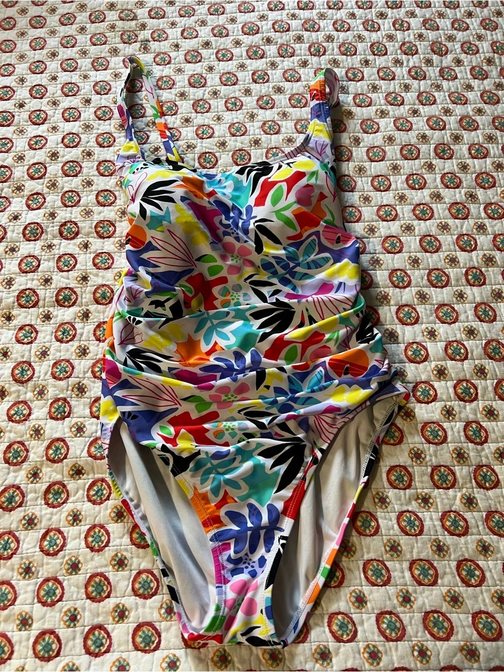 EUC Carribean Joe Colorful One Piece Swimsuit size 10 retails $109